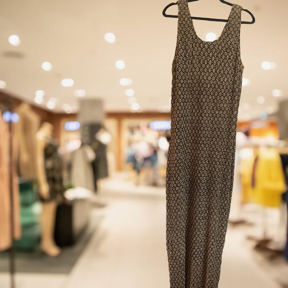 Gorgeous Lori Weidner Evening Gown with Black Velvet Blazer - Picture 2 of 10